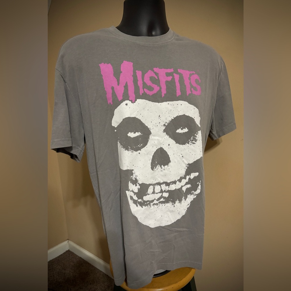 Gray Graphic T-Shirt